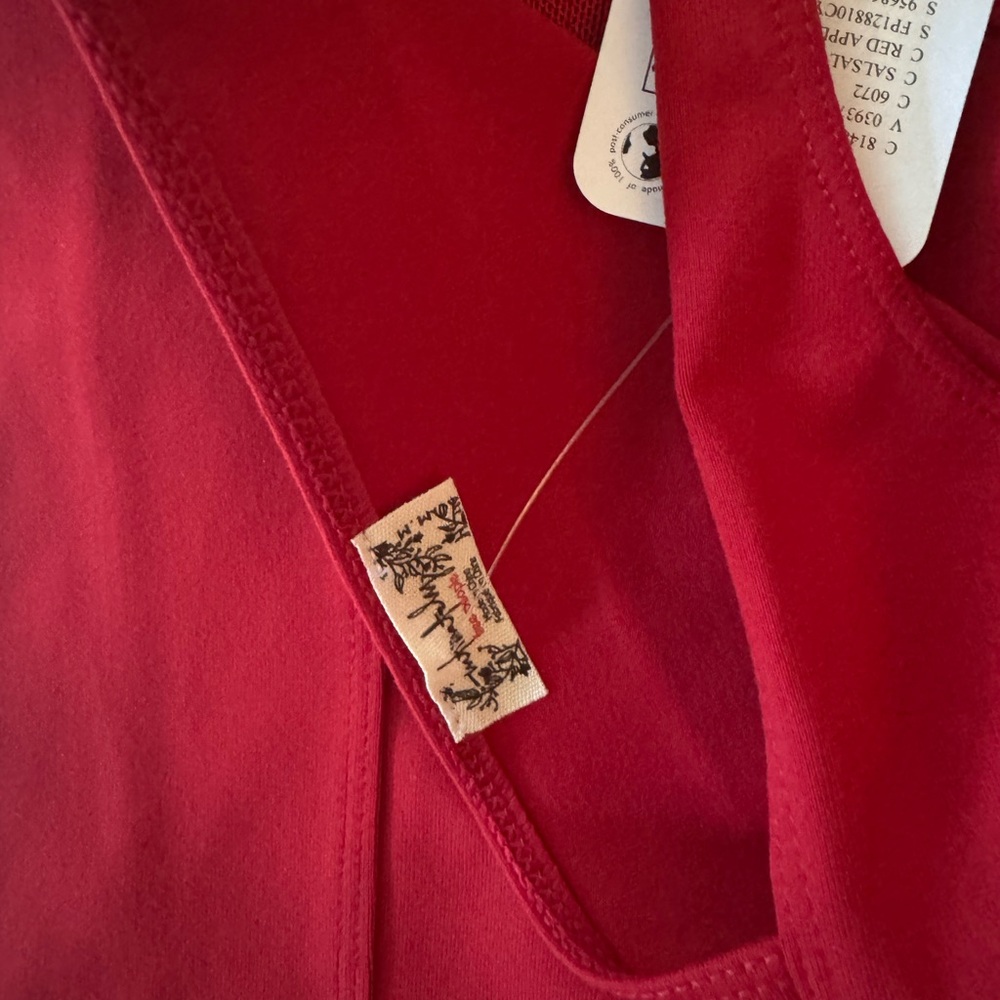 NWT Free People Somewhere Sometime Cami Tank in Salsa Size Medium Red Apple - Picture 7 of 7